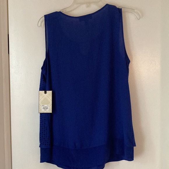 Dana Buchman woman top royal blue sleeveless NWT - Picture 2 of 4